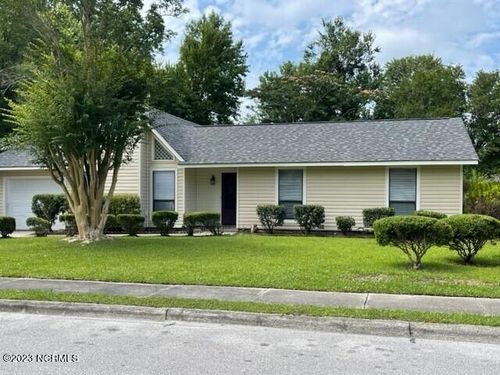 1016 Massey Rd, Jacksonville, NC, 28546-5928 | Card Image