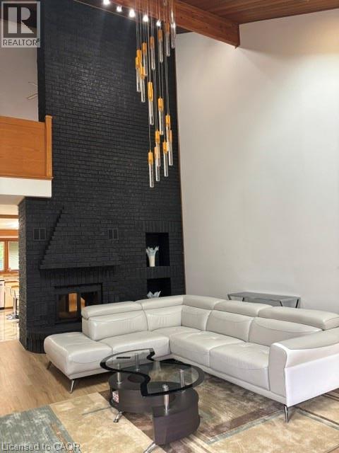 Residential Lease in Hamilton 5