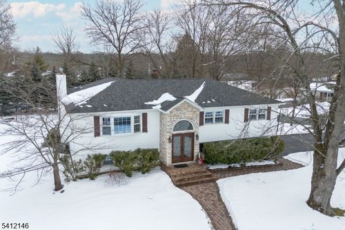 17 Iron Forge Rd, Parsippany, NJ, 07054-4307 | Card Image