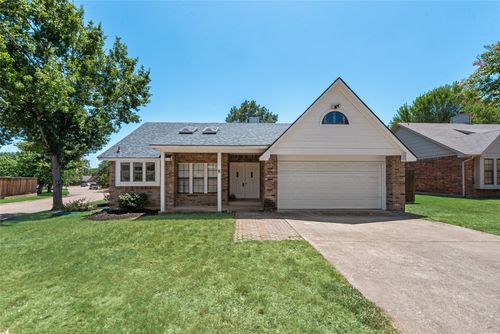 3305 Fairview Dr, Corinth, TX, 76210-2625 | Card Image