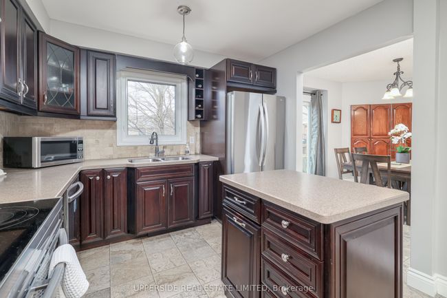 69 Janedale Cres, House other with 3 bedrooms, 2 bathrooms and 3 parking in Whitby ON | Image 12
