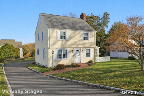 49 South St, Fairfield, CT, 06824-6319 | Card Image