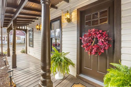 1534 Lewis St, Helena, MT, 59601-3028 | Card Image