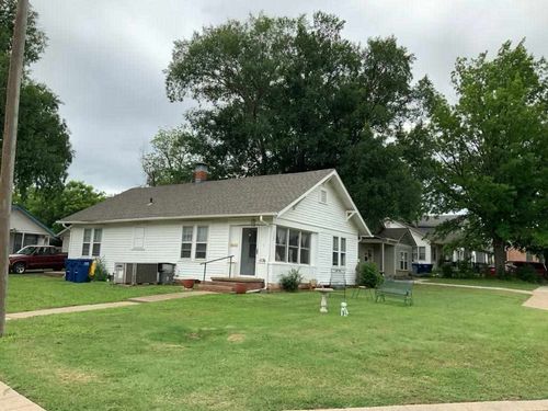 724 S West St, Stillwater, OK, 74074-4544 | Card Image