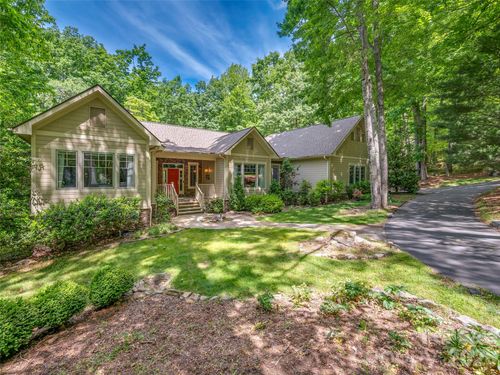 110 Little Cherokee Rdg, Hendersonville, NC, 28739-8976 | Card Image