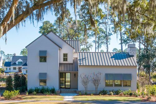 221 Vinson Rd, Bluffton, SC, 29910-8051 | Card Image