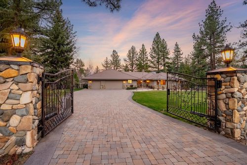360 Sylvan Ct, Verdi, NV, 89439-8148 | Card Image