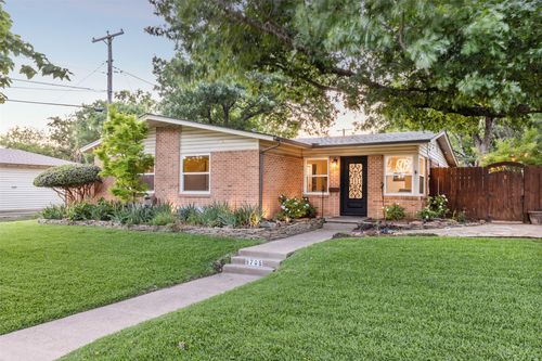 9705 Ash Creek Dr, Dallas, TX, 75228-3601 | Card Image