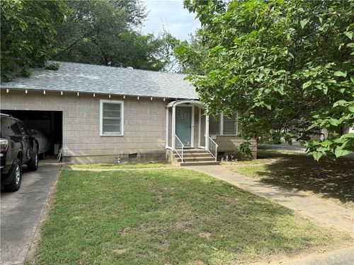 500 W Center Ave, Springdale, AR, 72764-4339 | Card Image