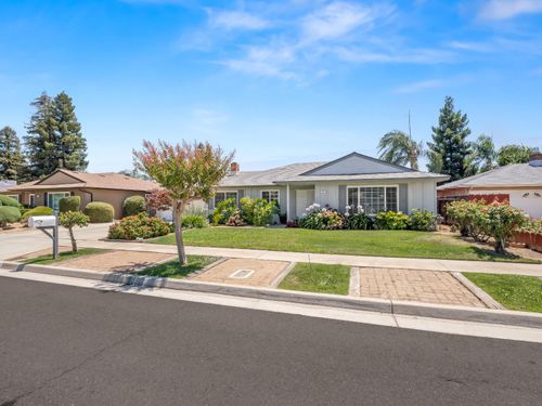953 E Chennault, Fresno, CA, 93720 | Card Image