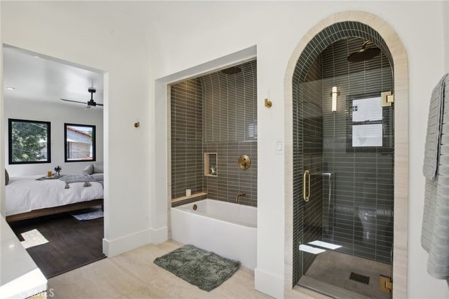 TOP FLOOR PRIMARY BATH TUB & SHOWER | Image 43