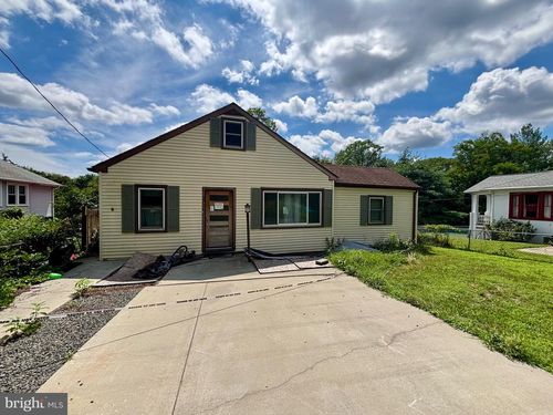 1021 Clearview Ave, FREDERICKSBURG, VA, 22405-1919 | Card Image