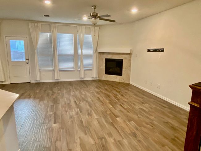 1229 Prairie Lake Path, House other with 4 bedrooms, 4 bathrooms and null parking in Carrollton TX | Image 6