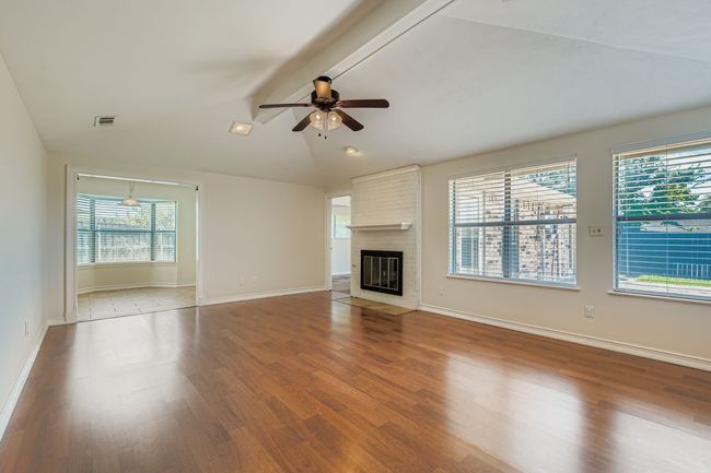 1610 Concord Pl, House other with 3 bedrooms, 3 bathrooms and null parking in Carrollton TX | Image 5