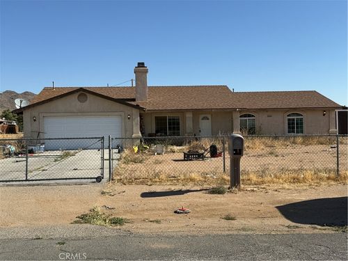 20448 Sago Ln, Apple Valley, CA, 92307-2849 | Card Image