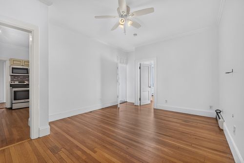 11-15 Park Vale Ave, Boston, MA, 02134-2631 | Card Image