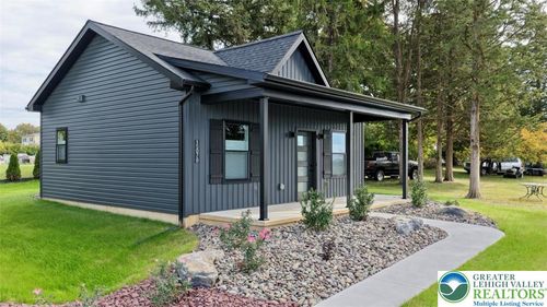 b-1511 Lincoln St, CATASAUQUA, PA, 18032-2119 | Card Image