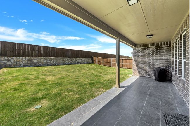 Large Covered Back Patio | Image 26