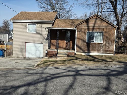 9741 Trescott Avenue, St Louis, MO, 63114 | Card Image