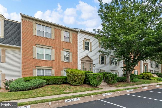 APT-202 - 9220 Niki Pl, Condo with 2 bedrooms, 2 bathrooms and null parking in MANASSAS VA | Image 4