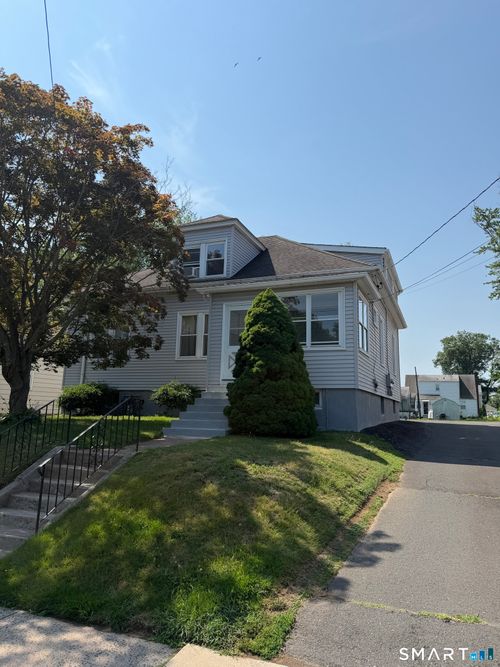 29 Englewood Ave, West Hartford, CT, 06110-1123 | Card Image