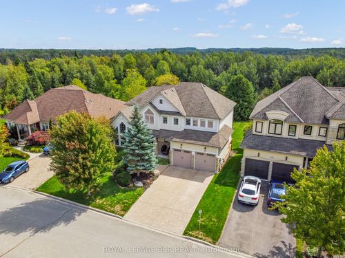 63 Young Crt, Orangeville, ON, L9W0A8 | Card Image