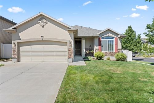 916 W Foxboro Dr, North Salt Lake, UT, 84054-6002 | Card Image