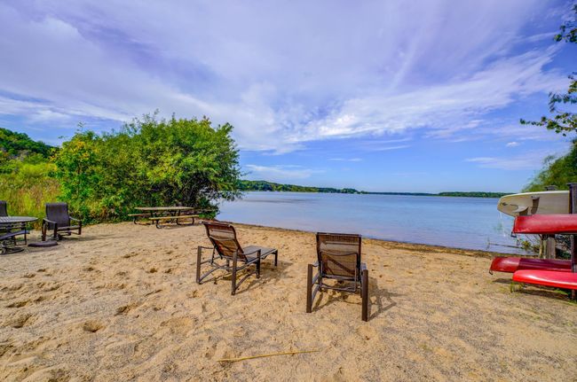 Private sand beach | Image 71