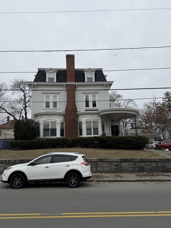Residential Income in Lawrence