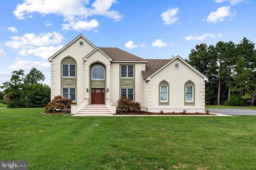 129 Coopers Point Ln, Tappahannock, VA, 22560-5206 | Card Image