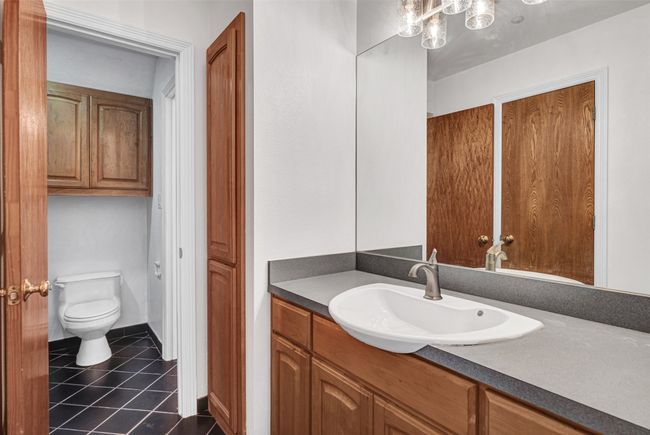 Full Bath | Image 16