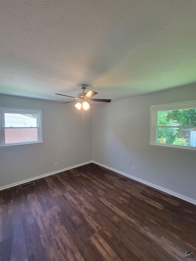 197 W Dykes St, House other with 2 bedrooms, 1 bathrooms and null parking in cochran GA | Image 19