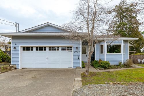 2007 Govenlock Pl, Sooke, BC, V9Z0M8 | Card Image