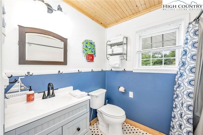 5691 Nc 194 N Highway, House other with 2 bedrooms, 1 bathrooms and null parking in Warrensville NC | Image 32