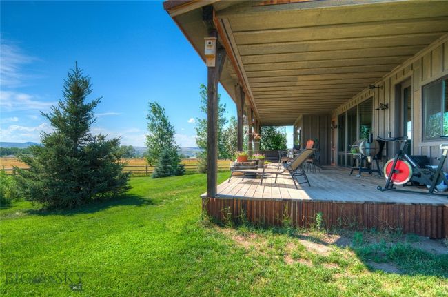11762 Gooch Hill Rd, House other with 3 bedrooms, 3 bathrooms and null parking in Gallatin Gateway MT | Image 28