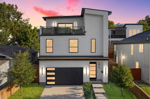 1316 Valley St, Dallas, TX, 75203-3323 | Card Image