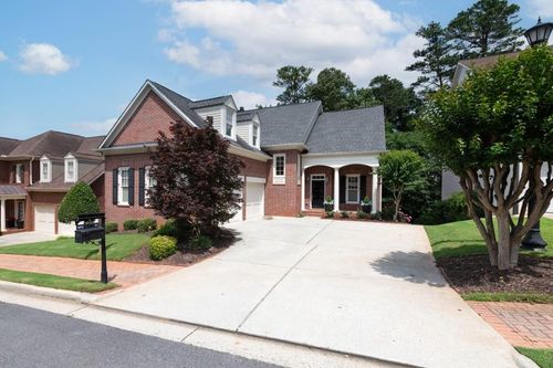 1560 Heritage Trl, Roswell, GA, 30075-4897 | Card Image
