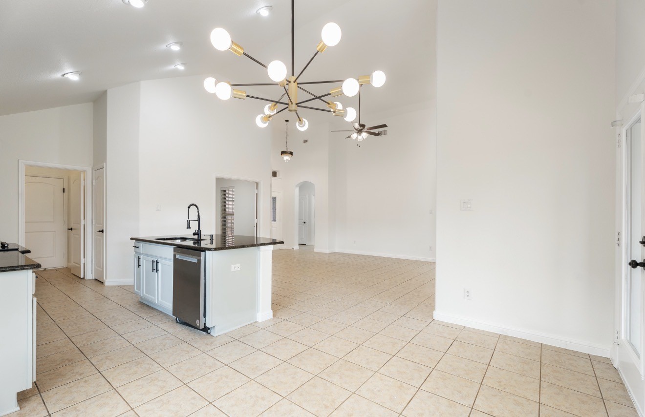 Residential Lease in Aubrey 3