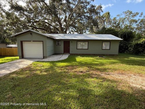 208 Wilson Ave, Brooksville, FL, 34601-3409 | Card Image