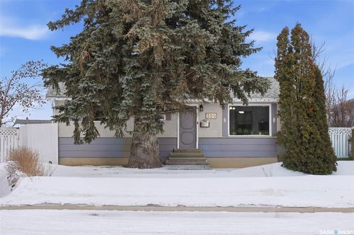 309 Lloyd Cres, Saskatoon, SK, S7L4Z2 | Card Image
