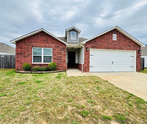 14315 N 73rd East Ave, Collinsville, OK, 74021-4629 | Card Image
