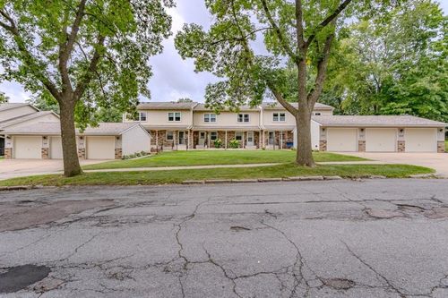 318 S 5th Ave, Wausau, WI, 54401-4649 | Card Image