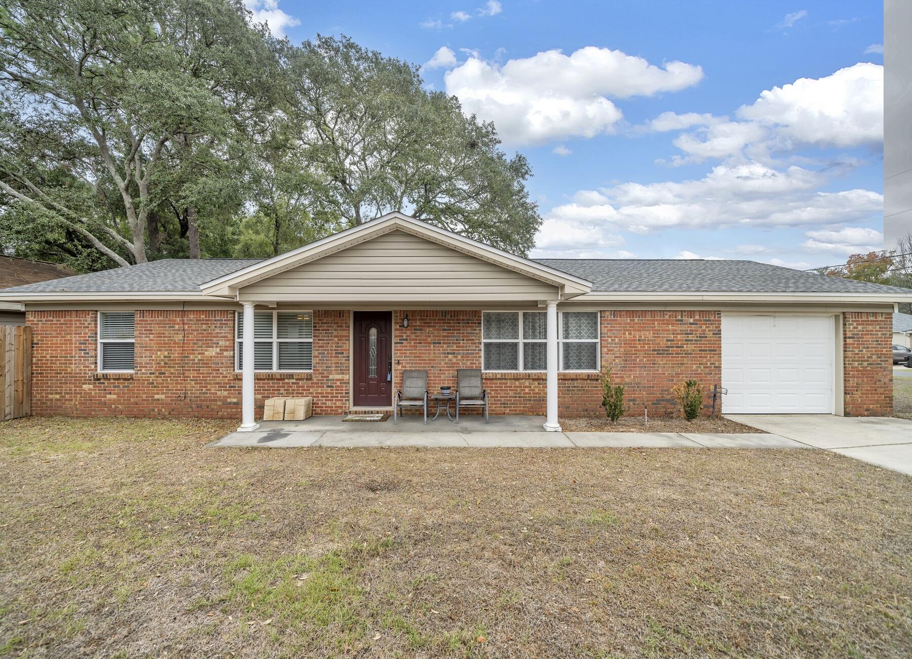 Verb St, Fort Walton Beach, FL 32547