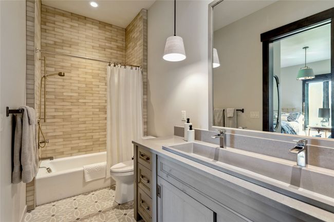 Guest Bathroom 2 | Image 54