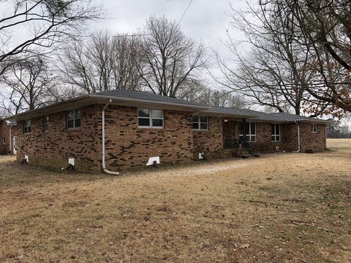 233 W Chestnut St, Puryear, TN, 38251-5800 | Card Image