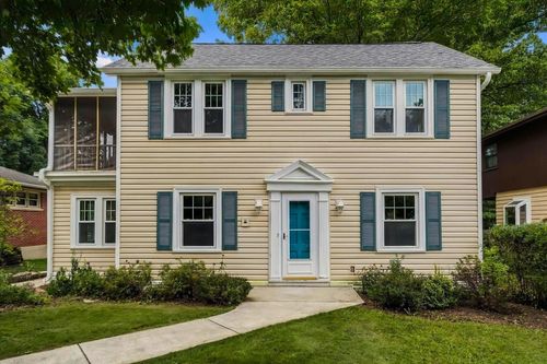 1305 S 124th Street, Brookfield, WI, 53005 | Card Image