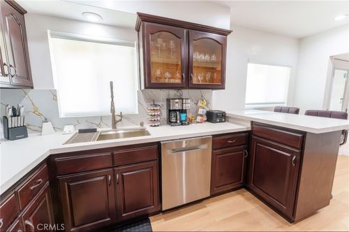 12329 Oxford Ave, Hawthorne, CA, 90250-4036 | Card Image