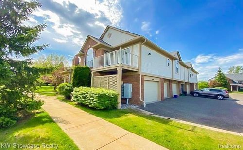 3509 Tremonte Cir N, Oakland Twp, MI, 48306-5010 | Card Image
