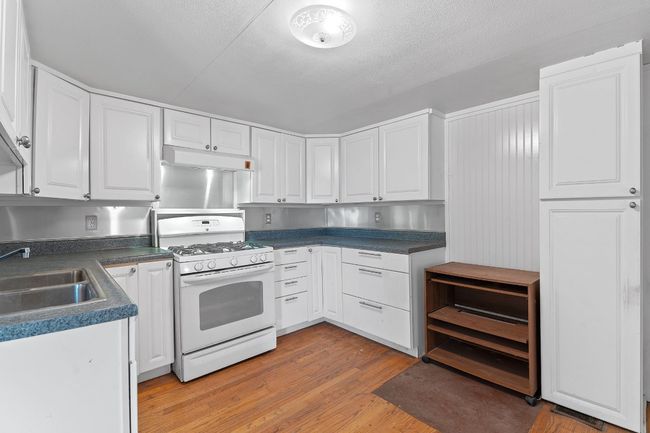 20601 Cameron Rd, House other with 3 bedrooms, 2 bathrooms and 4 parking in Coupland TX | Image 13