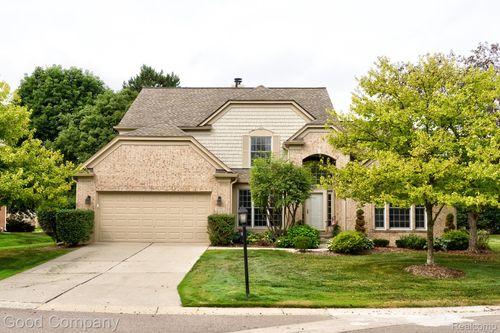 16163 Homestead Cir, Northville, MI, 48168-4315 | Card Image